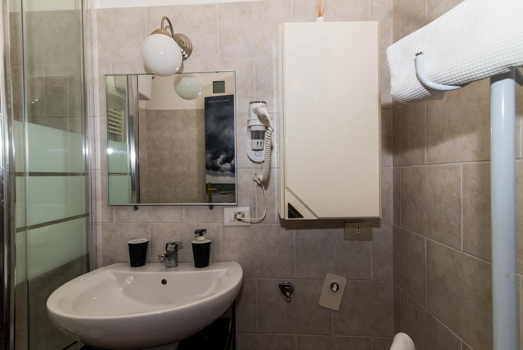 B&B Millennium Ладісполі Номер фото